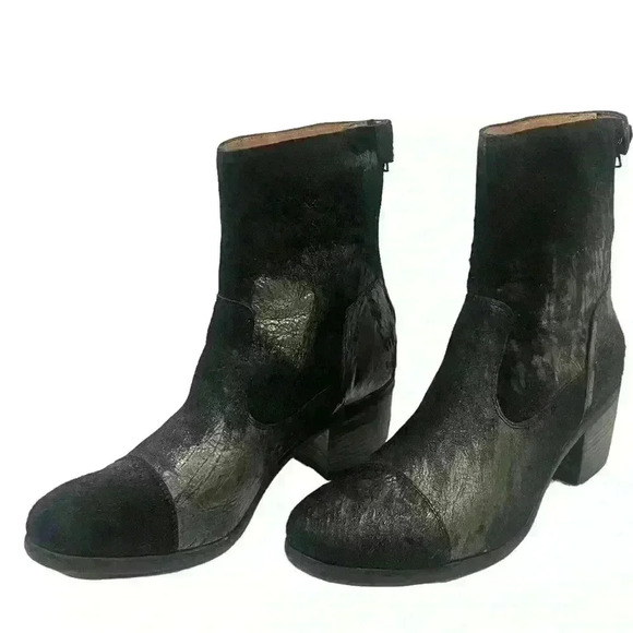 FRYE Women’s Calf Hair Metallic Black Leather Back Zip Boots Italy Size 8B - Picture 1 of 16